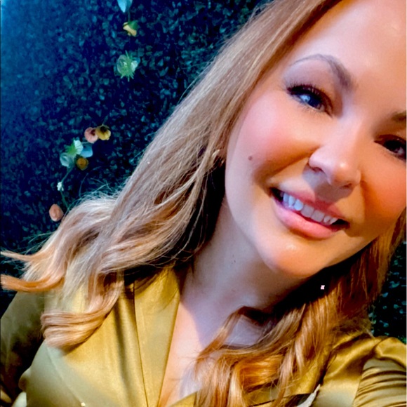 Meet your Posher, Kelly - Picture 1 of 1